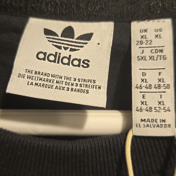 Womens Oversized Adidas Crewneck Sweatshirt - Picture 2 of 5